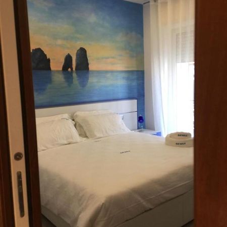 B&B Isole - Rione Alto ナポリ エクステリア 写真
