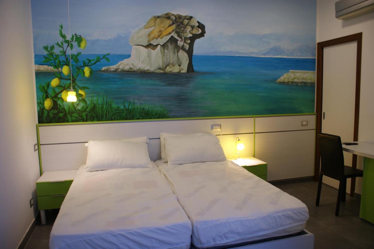 B&B Isole - Rione Alto ナポリ エクステリア 写真