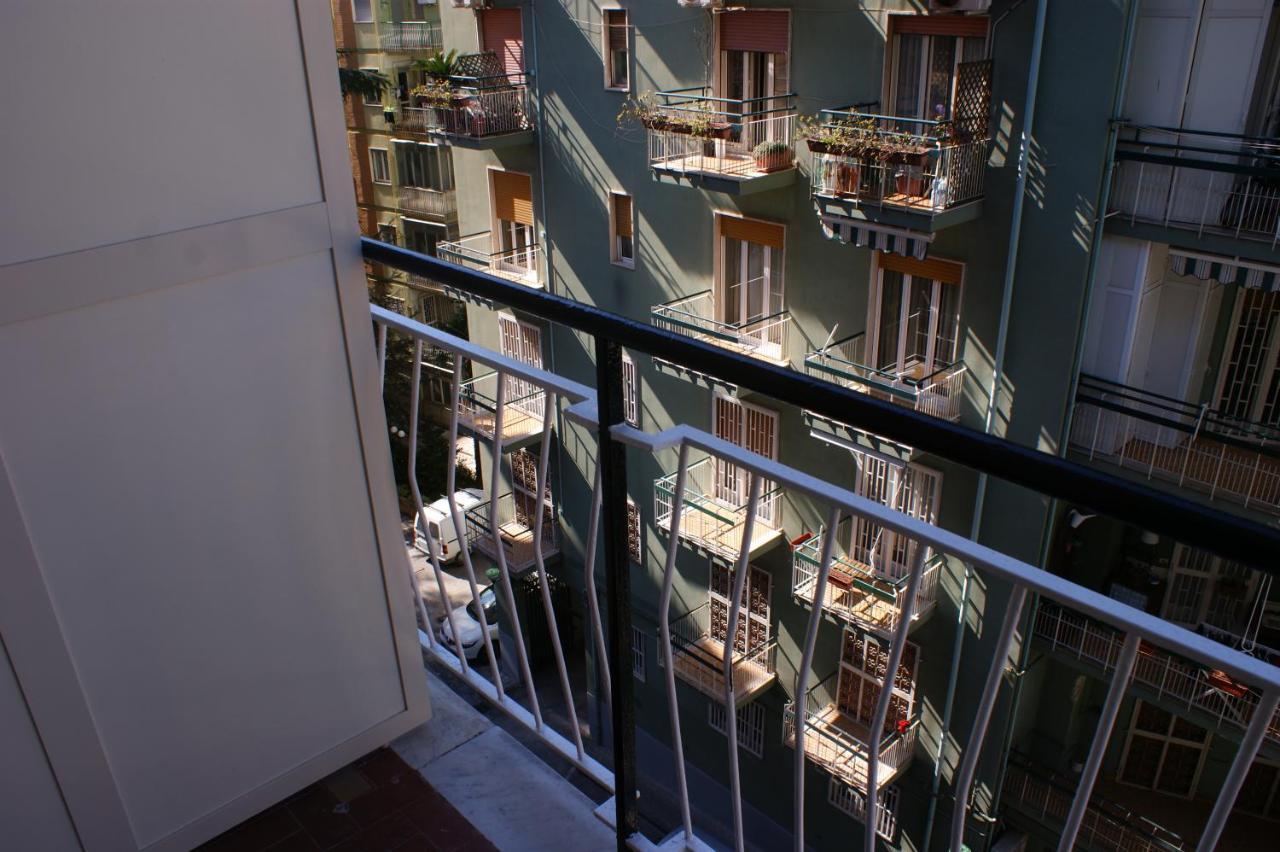 B&B Isole - Rione Alto ナポリ エクステリア 写真