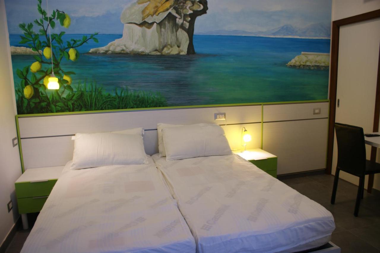 B&B Isole - Rione Alto ナポリ エクステリア 写真