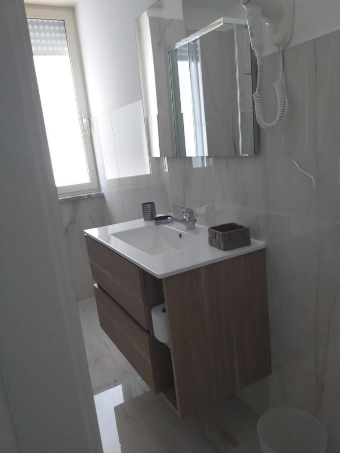 B&B Isole - Rione Alto ナポリ エクステリア 写真